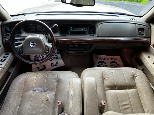 2003 Mercury Grand Marquis Image 9