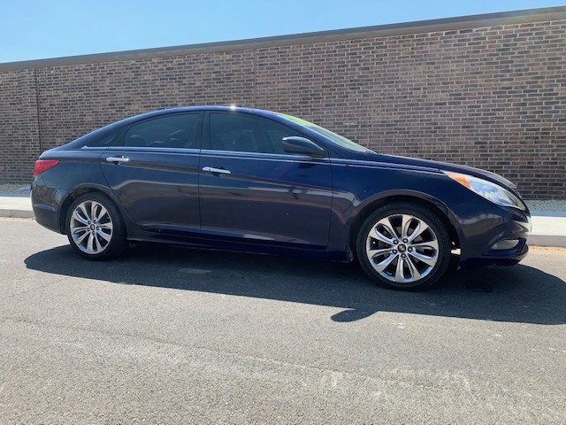 2012 Hyundai Sonata Image 4