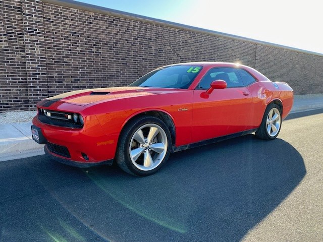 2015 Dodge Challenger Image 1