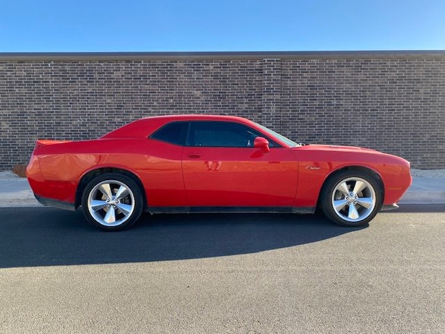 2015 Dodge Challenger Image 5