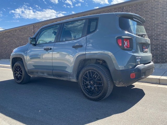 2017 Jeep Renegade Image 3