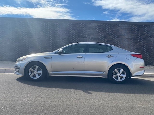 2015 Kia Optima Image 2