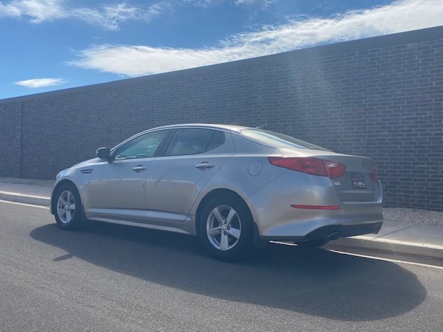 2015 Kia Optima Image 3