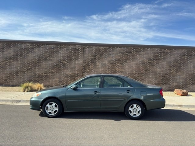 2002 Toyota Camry Image 2
