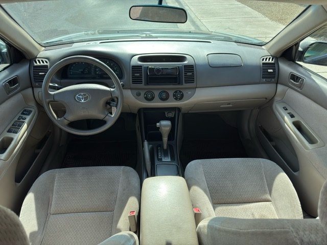 2002 Toyota Camry Image 9