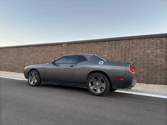 2014 Dodge Challenger Image 3