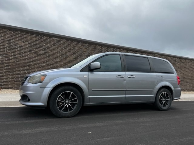 2014 Dodge Grand Caravan Image 1