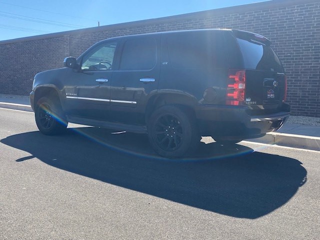 2009 Chevrolet Tahoe Image 3