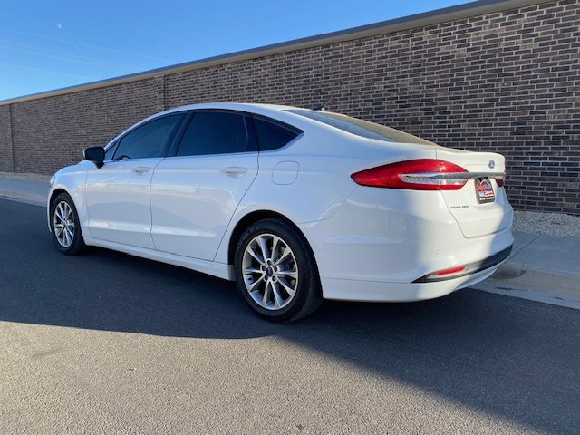 2017 Ford Fusion Image 3