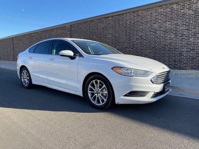 2017 Ford Fusion Image 4