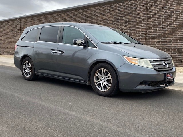 2012 Honda Odyssey Image 4