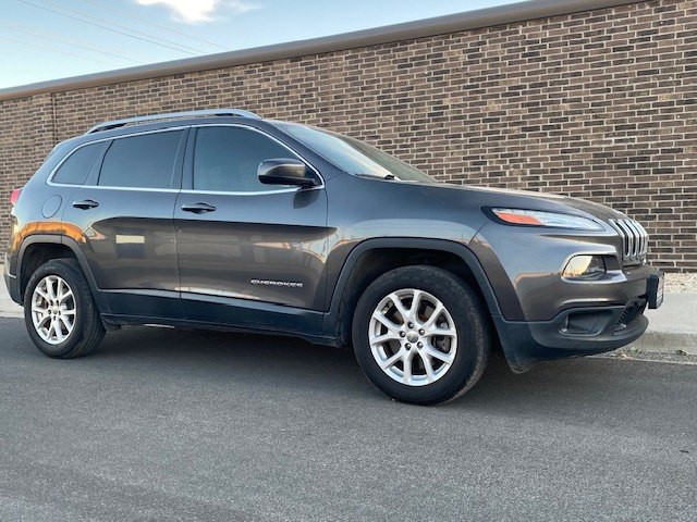 2016 Jeep Cherokee Image 4
