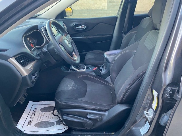 2016 Jeep Cherokee Image 7