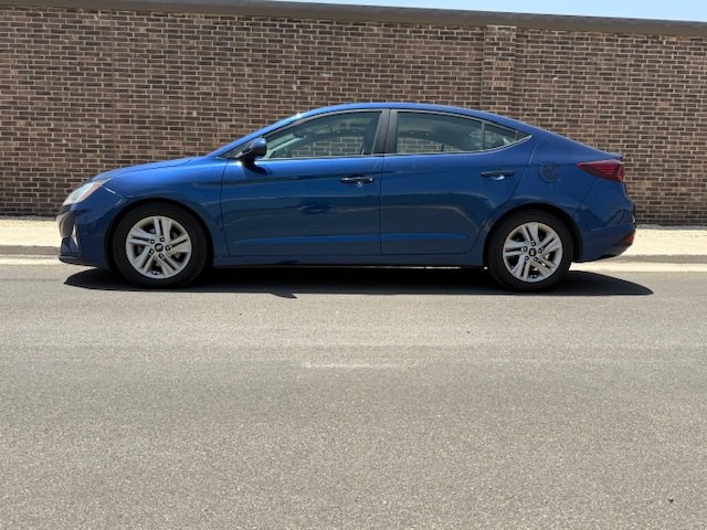 2020 Hyundai Elantra Image 2