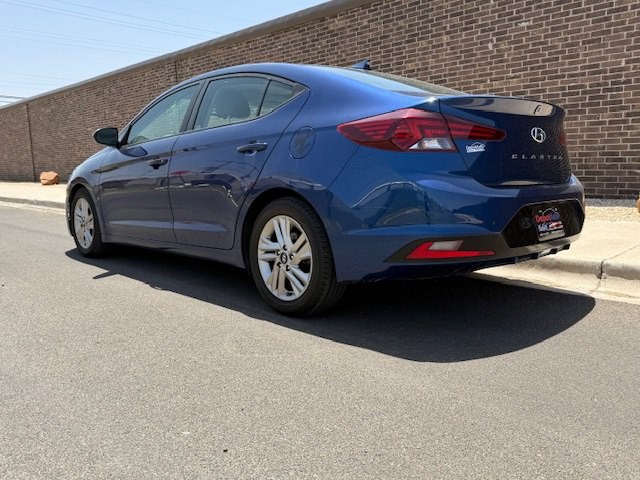 2020 Hyundai Elantra Image 3