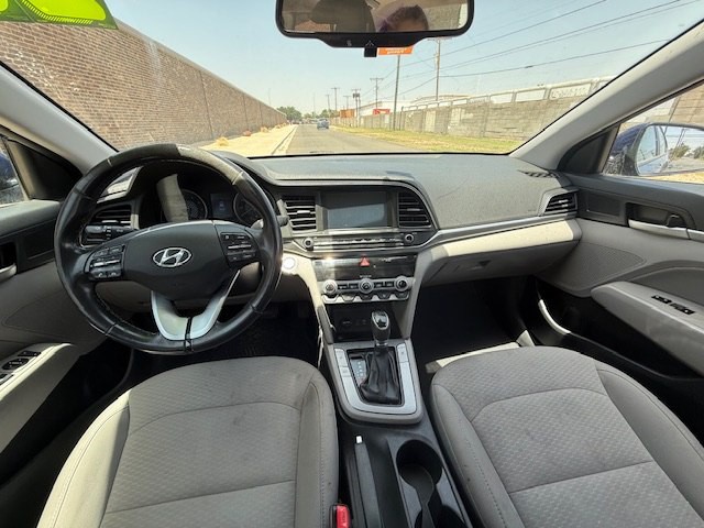 2020 Hyundai Elantra Image 9