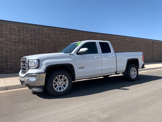 2019 GMC Sierra Image 1