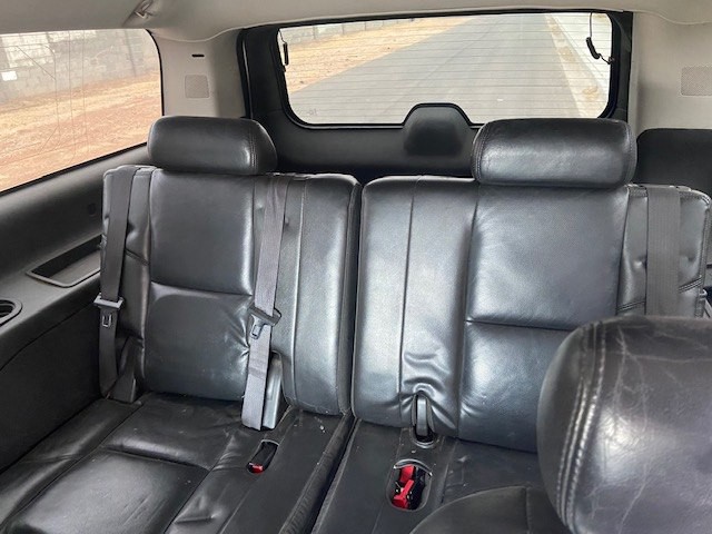 2008 Cadillac Escalade Image 9