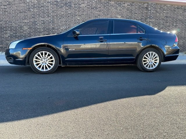 2008 Mercury Milan Image 2
