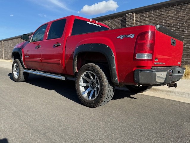 2011 GMC Sierra Image 3
