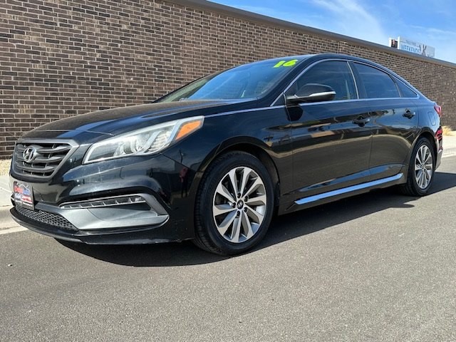 2016 Hyundai Sonata Image 1