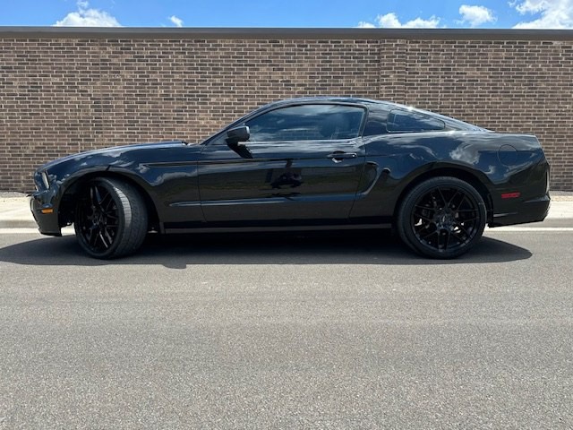 2014 Ford Mustang Image 2