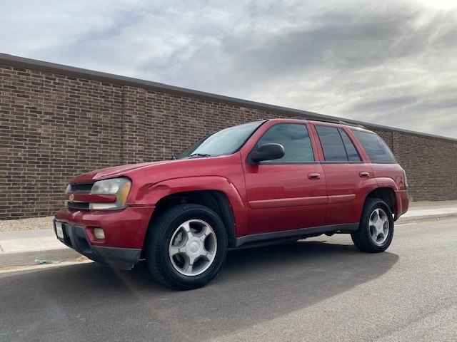 2005 Chevrolet Trailblazer Image 1