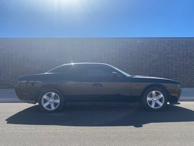 2013 Dodge Challenger Image 5