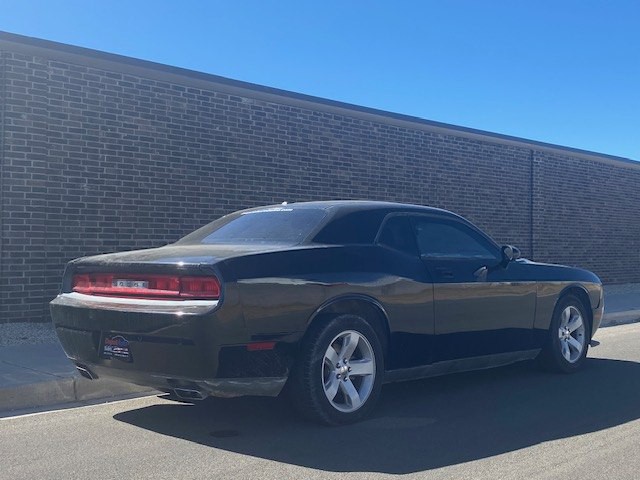 2013 Dodge Challenger Image 6