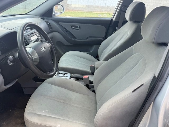 2010 Hyundai Elantra Image 7