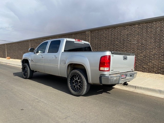 2011 GMC Sierra Image 3