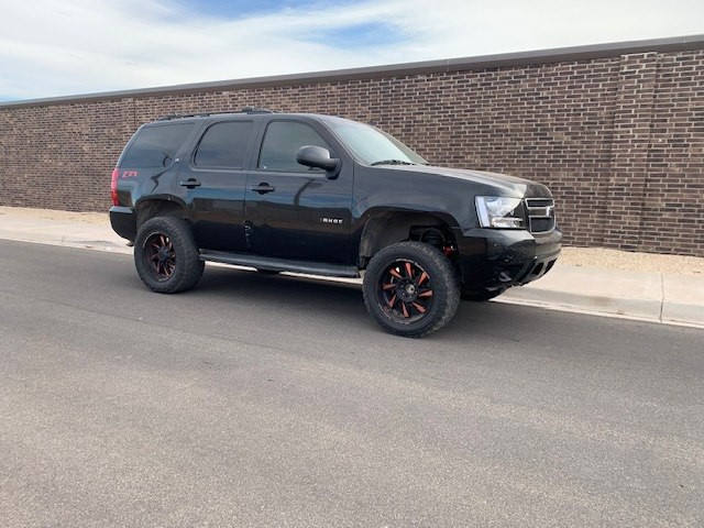 2011 Chevrolet Tahoe Image 4