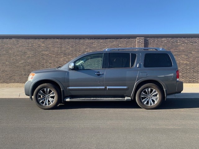 2015 Nissan Armada Image 2