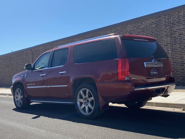 2009 Cadillac Escalade Image 3
