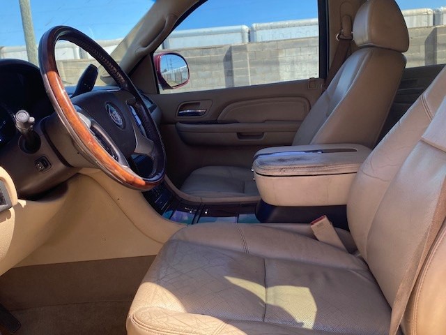 2009 Cadillac Escalade Image 7