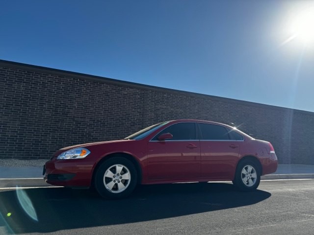 2010 Chevrolet Impala Image 1
