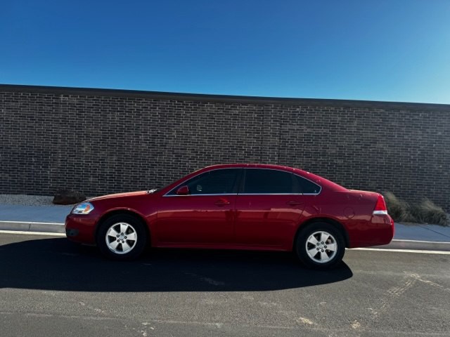 2010 Chevrolet Impala Image 2