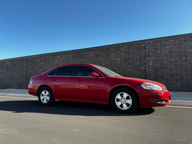 2010 Chevrolet Impala Image 4