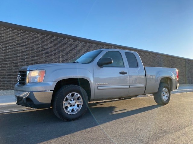 2007 GMC Sierra Image 1