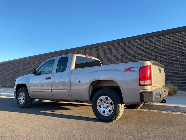 2007 GMC Sierra Image 3