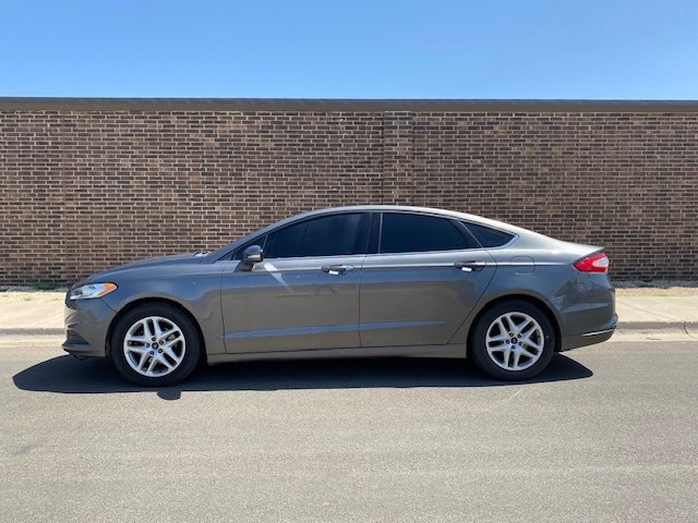 2014 Ford Fusion Image 2