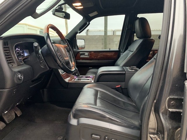 2015 Lincoln Navigator Image 7
