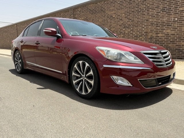 2013 Hyundai Genesis Image 4