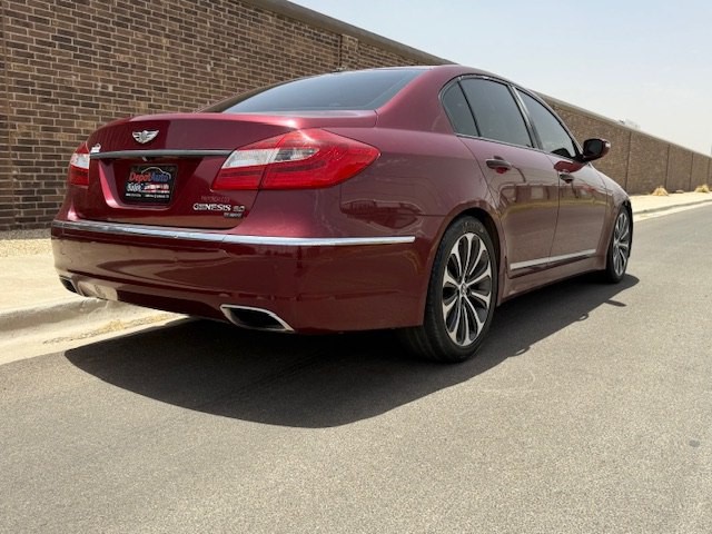 2013 Hyundai Genesis Image 6