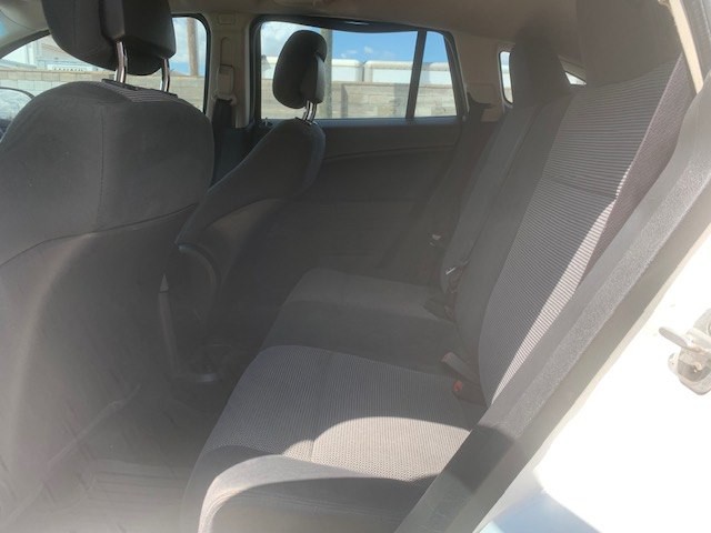 2011 Dodge Caliber Image 8