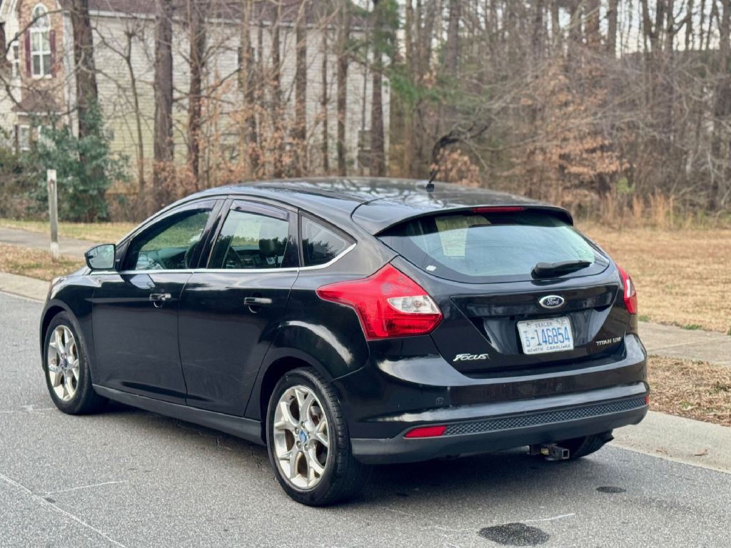 2013 Ford Focus Image 12