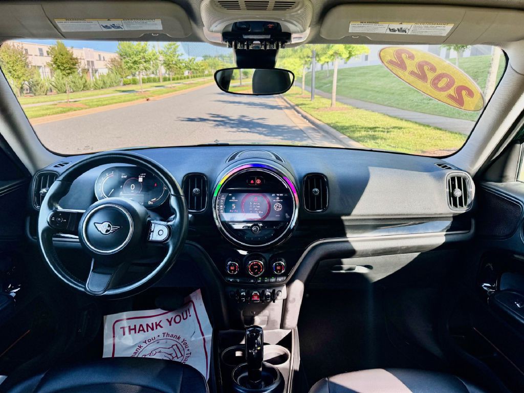 2022 MINI Cooper Image 9