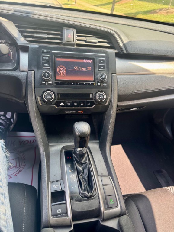 2018 Honda Civic Image 7