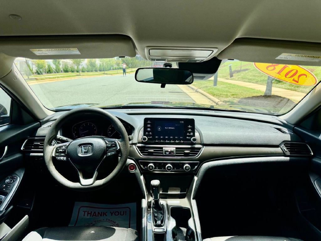2018 Honda Accord Image 6