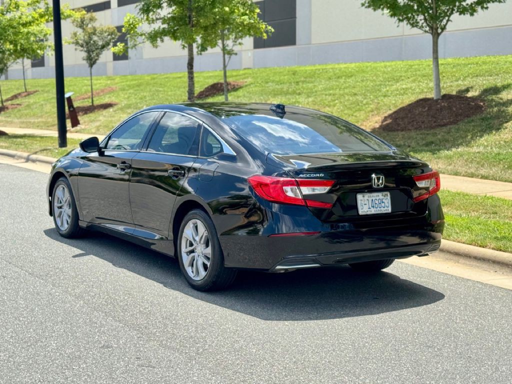 2018 Honda Accord Image 10